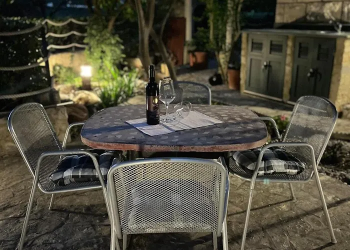 Garden Paradise Lejlighed